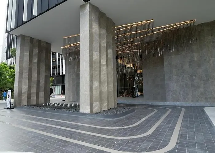 Life Asoke Rama 9 Apartment
